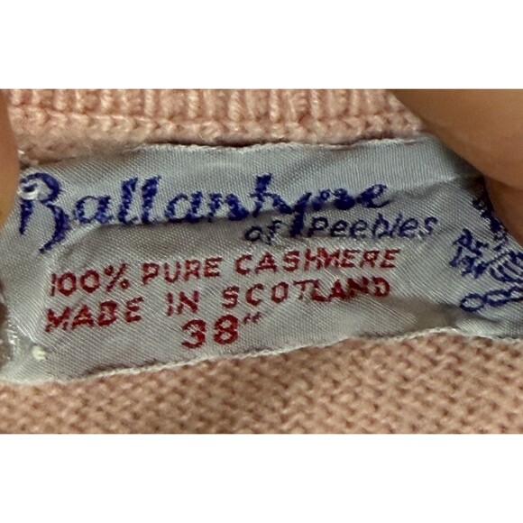 Ballantyne Women’s 100% Cashmere Button Front Cardigan Scotland Quiet Luxury 38 - Picture 5 of 7